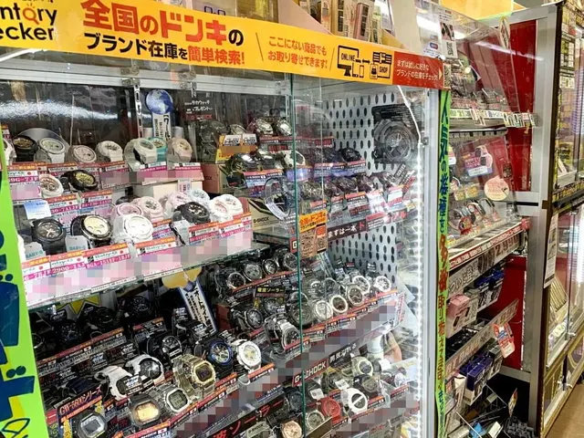 ドンキホーテ店内スマートウォッチ売り場