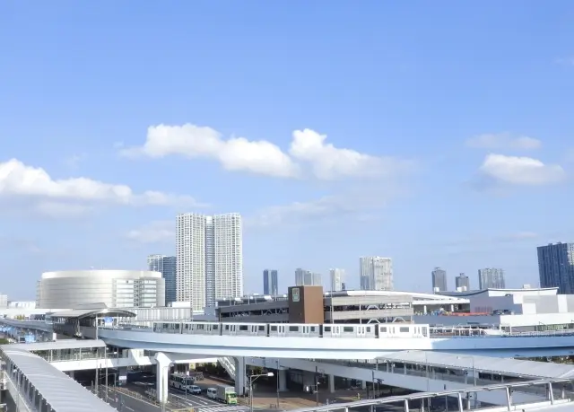 ゆりかもめ市場前駅（豊洲）