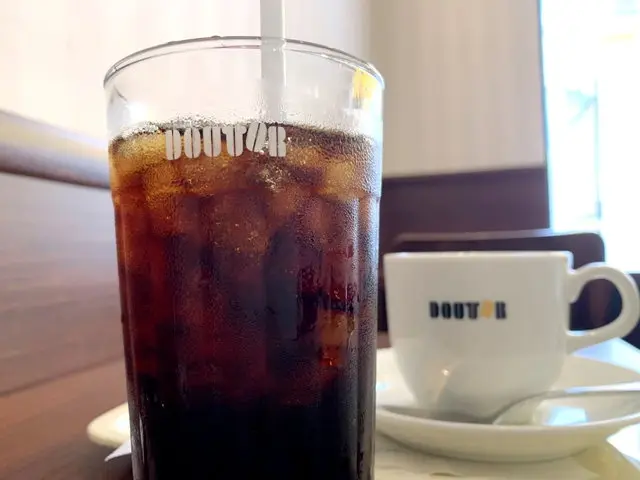 ドトールのホットコーヒーとアイスコーヒー