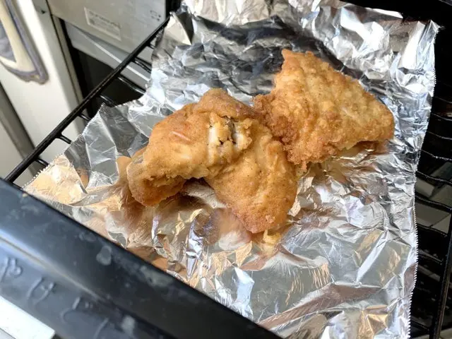 ケンタッキーフライドチキンを魚焼きグリルで温め直す