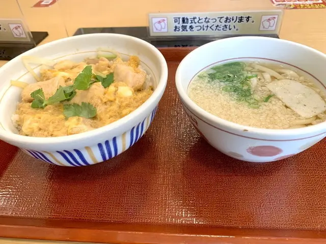 なか卯 親子丼とはいからうどん