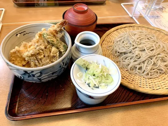 蕎麦と天丼