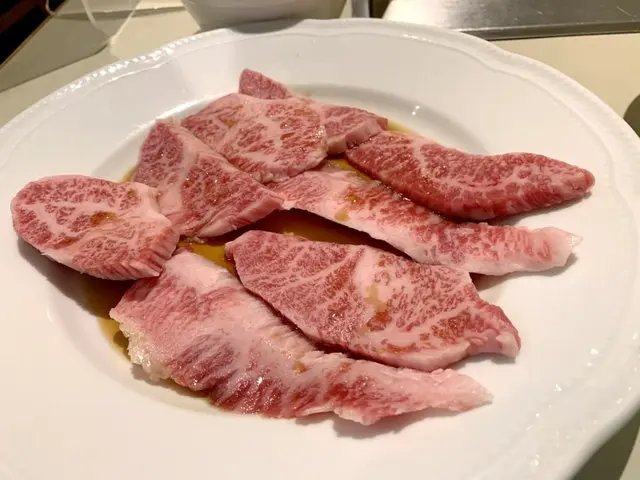 焼肉の肉