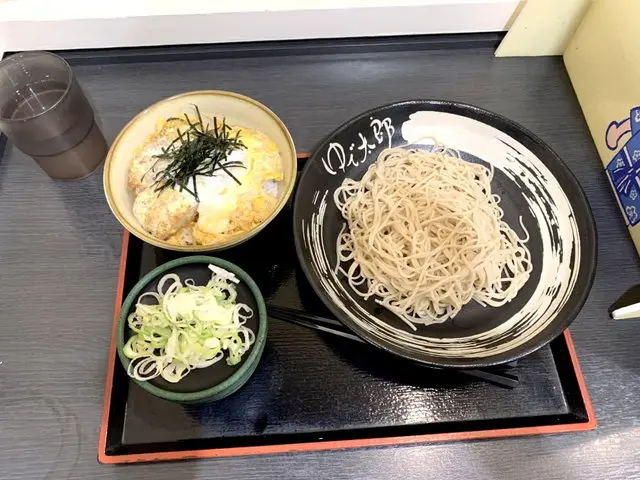 ゆで太郎のミニかつ丼セット